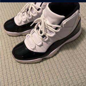 Men Nike Air Jordan Retro 1’s and 11’s